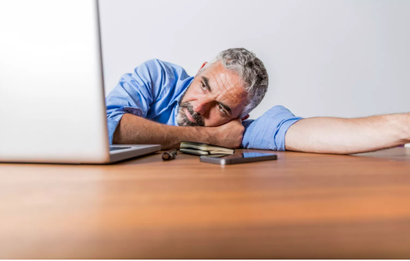 Things you do that makes your business invisible online